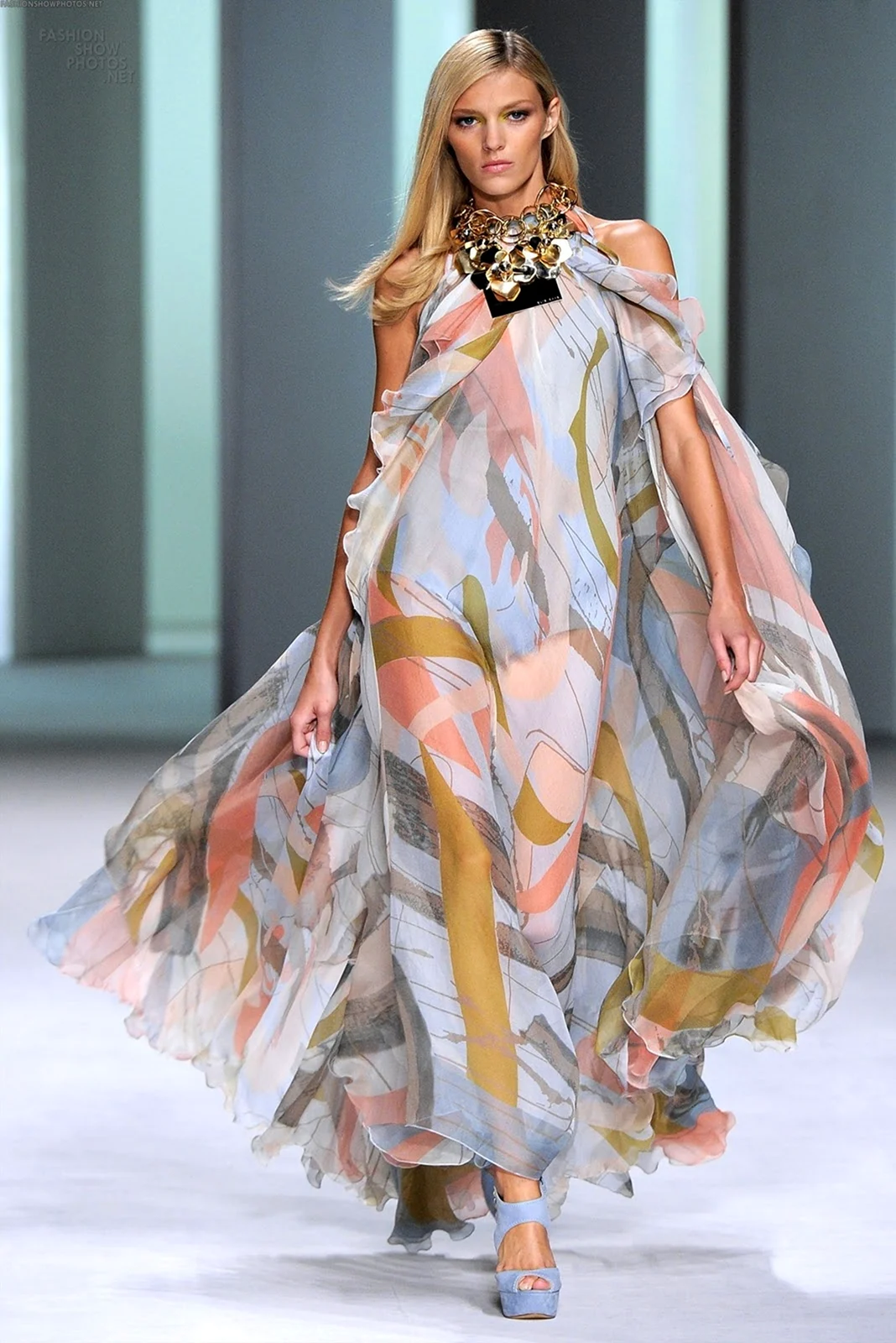 Elie Saab шелковые платья