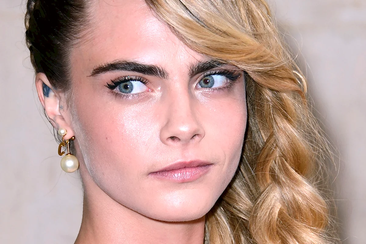 Кара Джоселин Делевинь