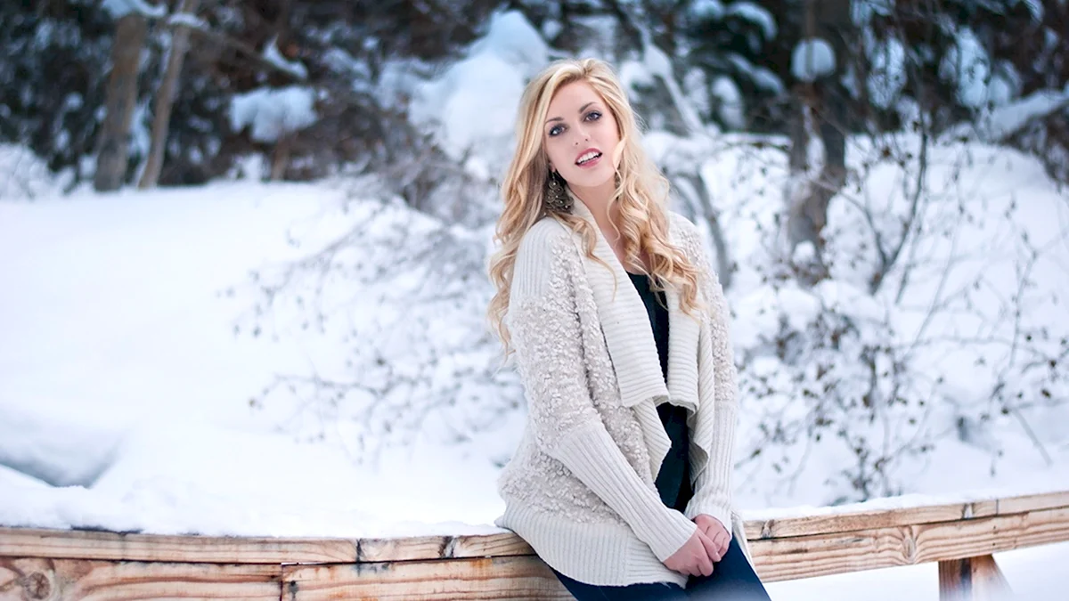 Девушка зима