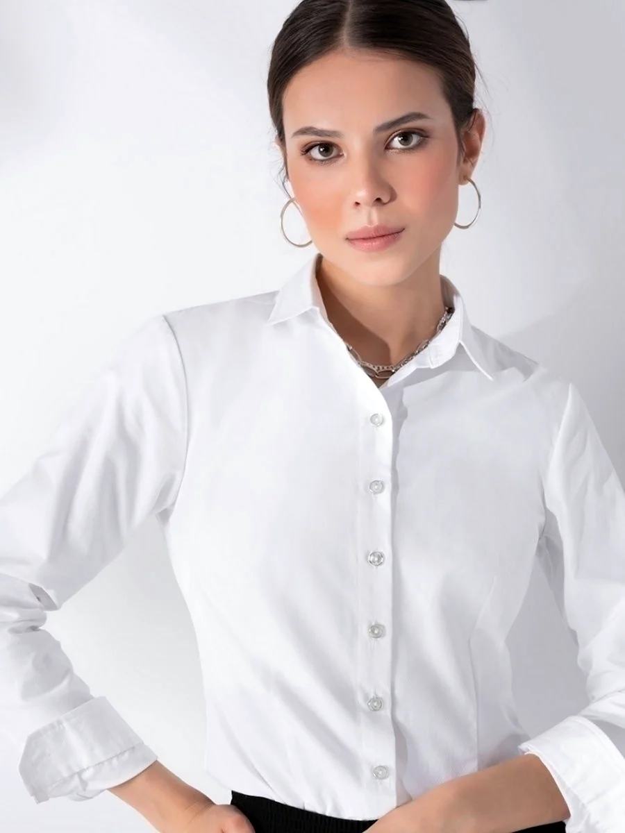 Классическая рубашка женская