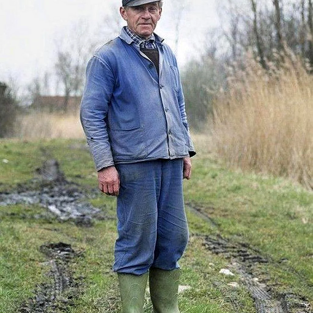 Деревенские жители