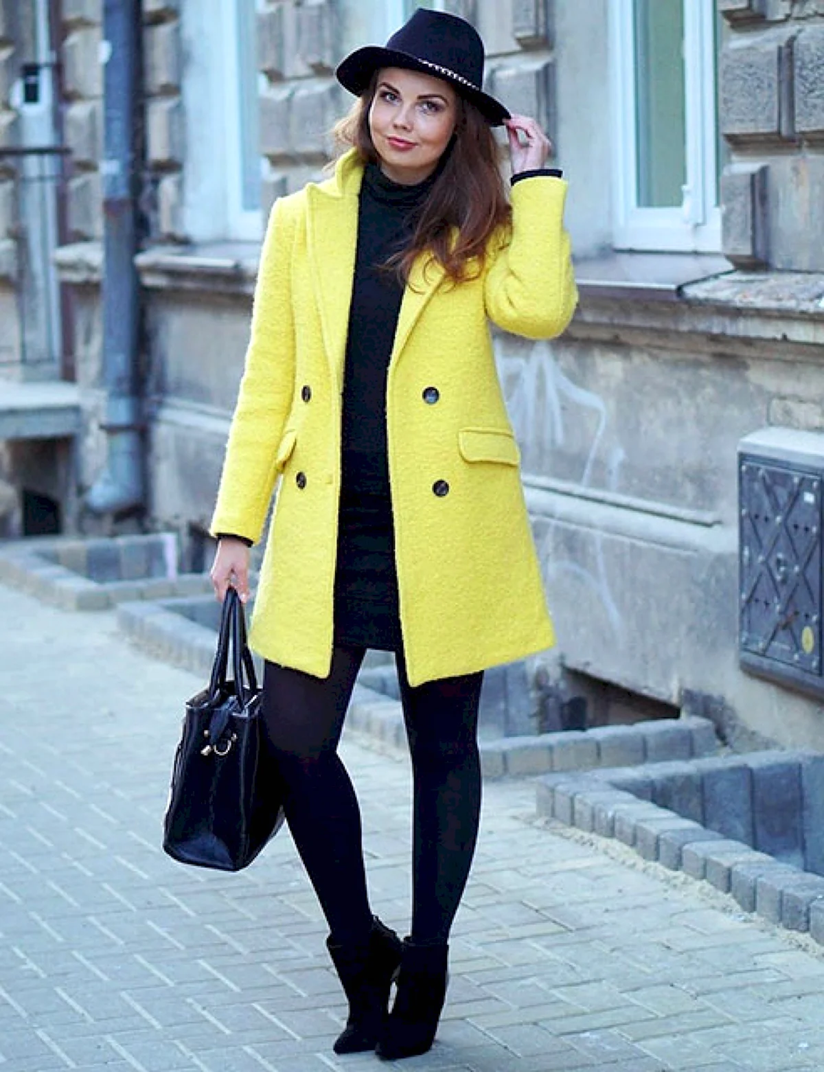 Пальто glance горчичное