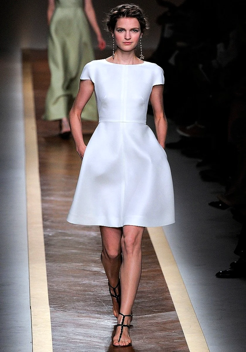 Белое платье Valentino 2012