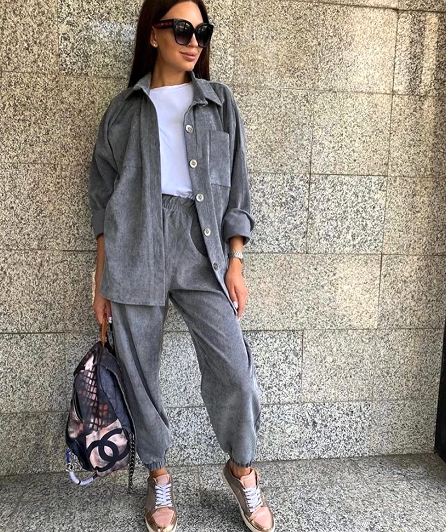 Вельветовый костюм женский оверсайз