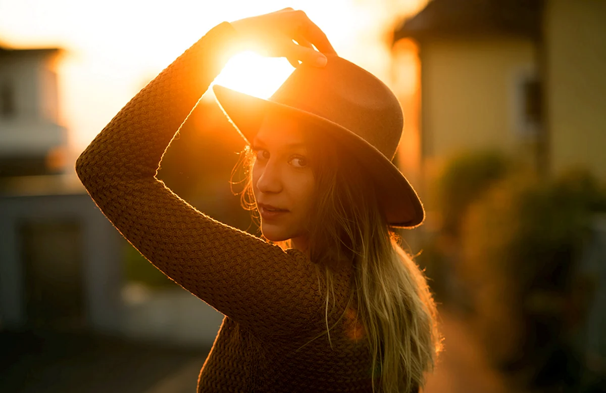 Женщина в шляпе