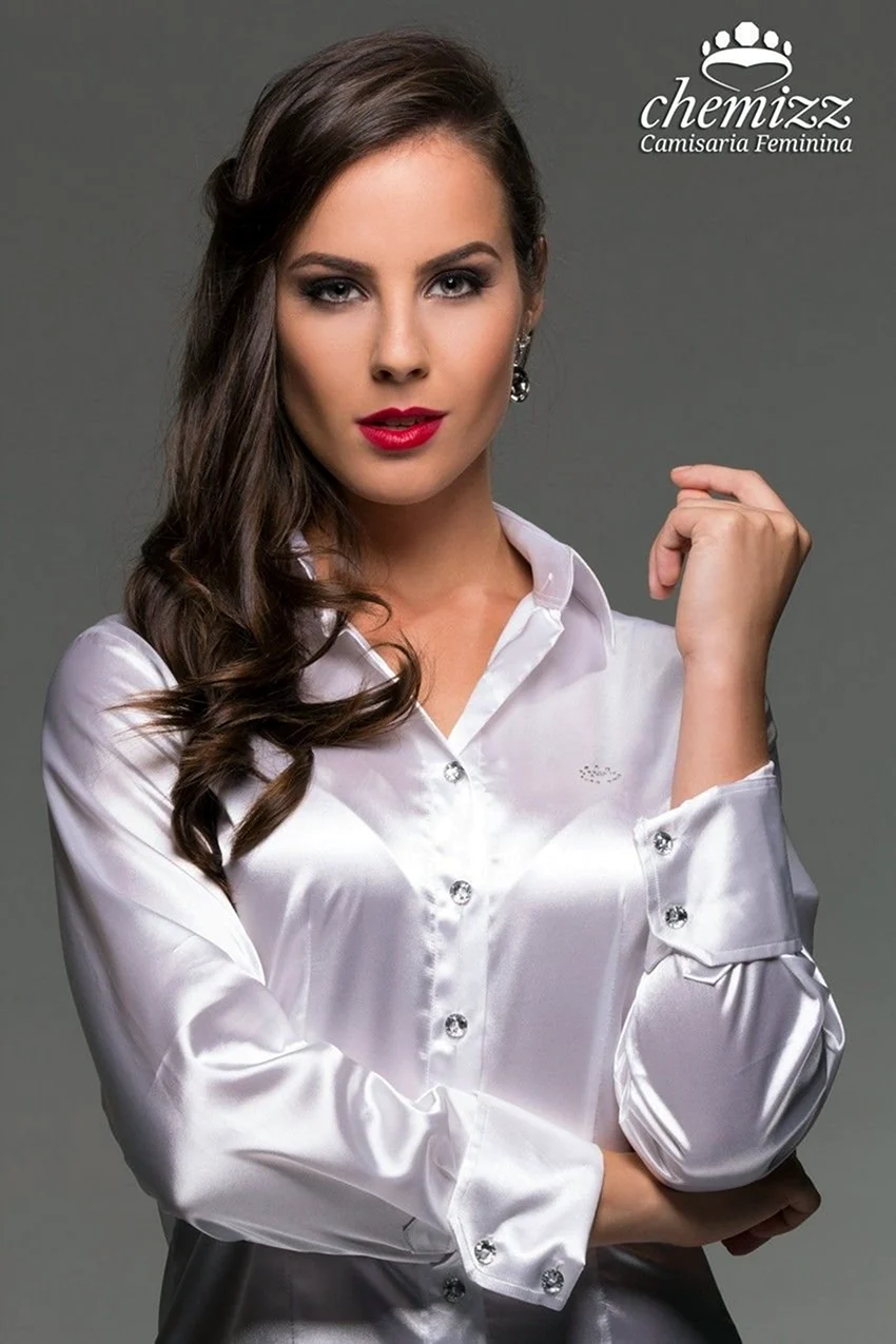 Лара Датта Satin Blouse