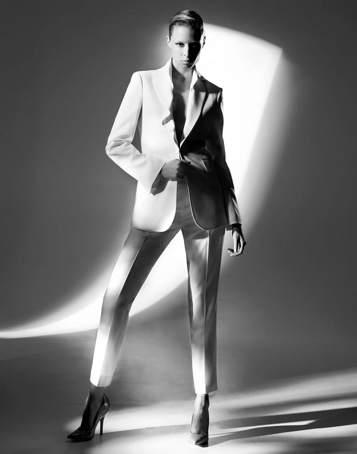 Женский брючный костюм Ив сен Лоран