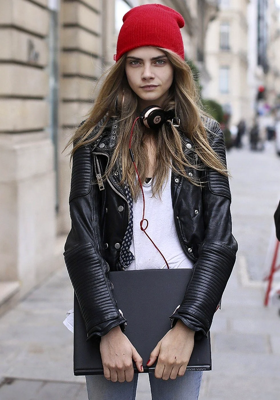 Кара Делевинь уличный стиль