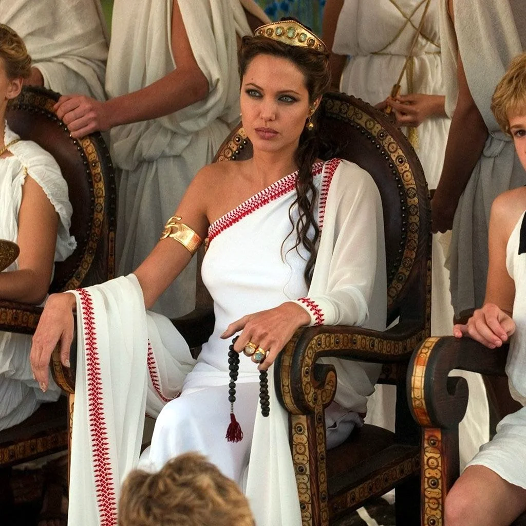 Ангелина Джоли в фильме Александр