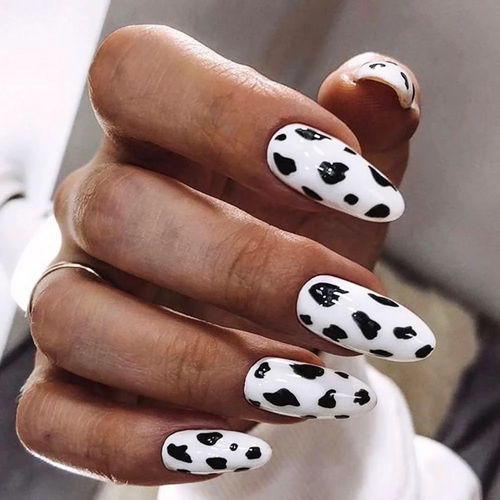 Маникюр с животным принтом