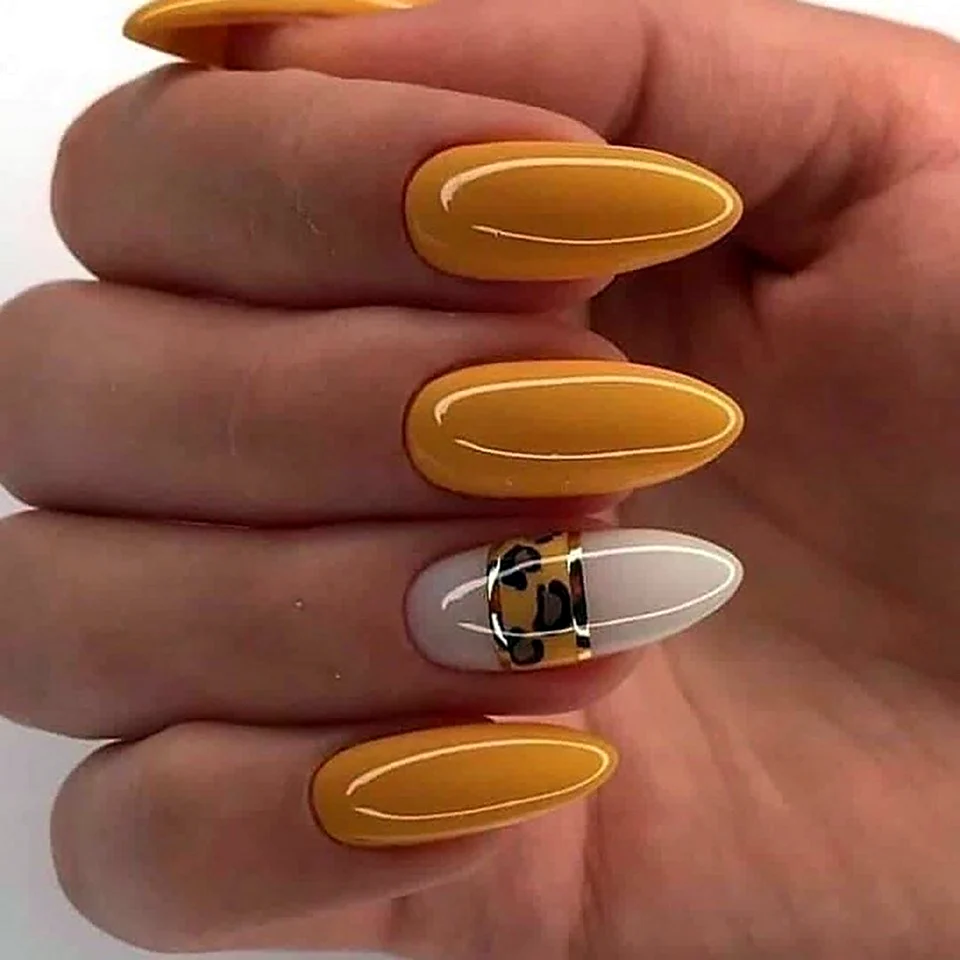 Горчичный маникюр