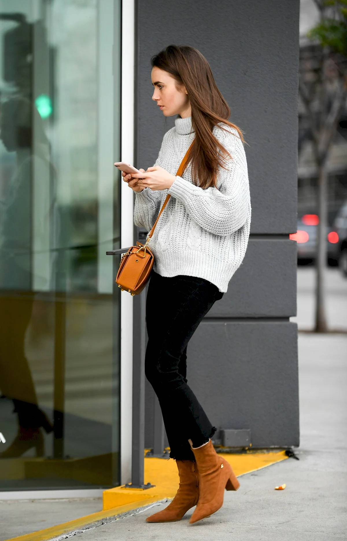 Лили Коллинз стиль