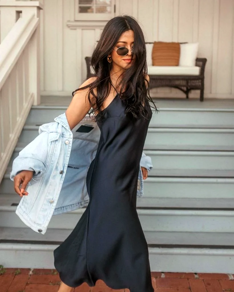 Платье в бельевом стиле