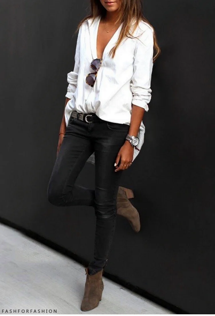 Кожаные брюки с белой рубашкой