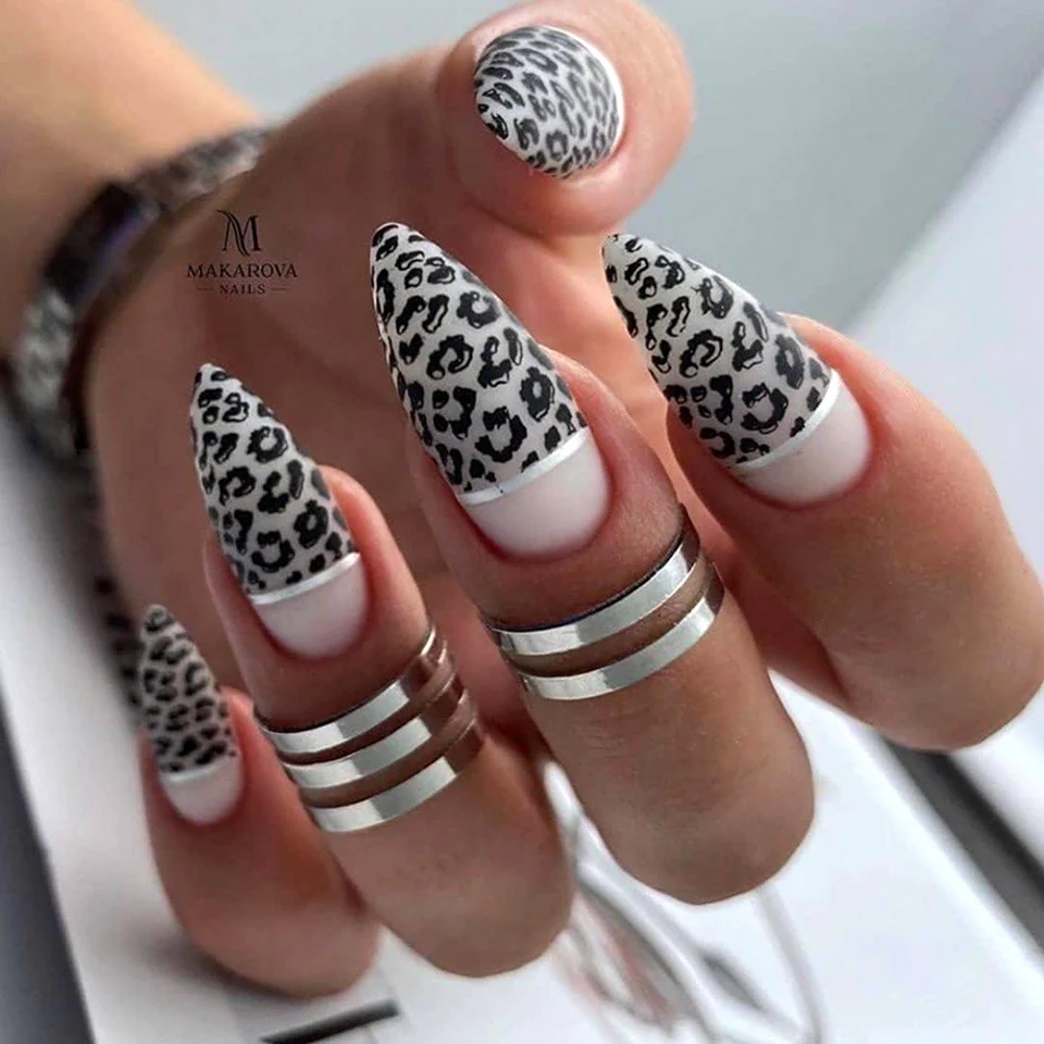 Маникюр в анималистическом стиле