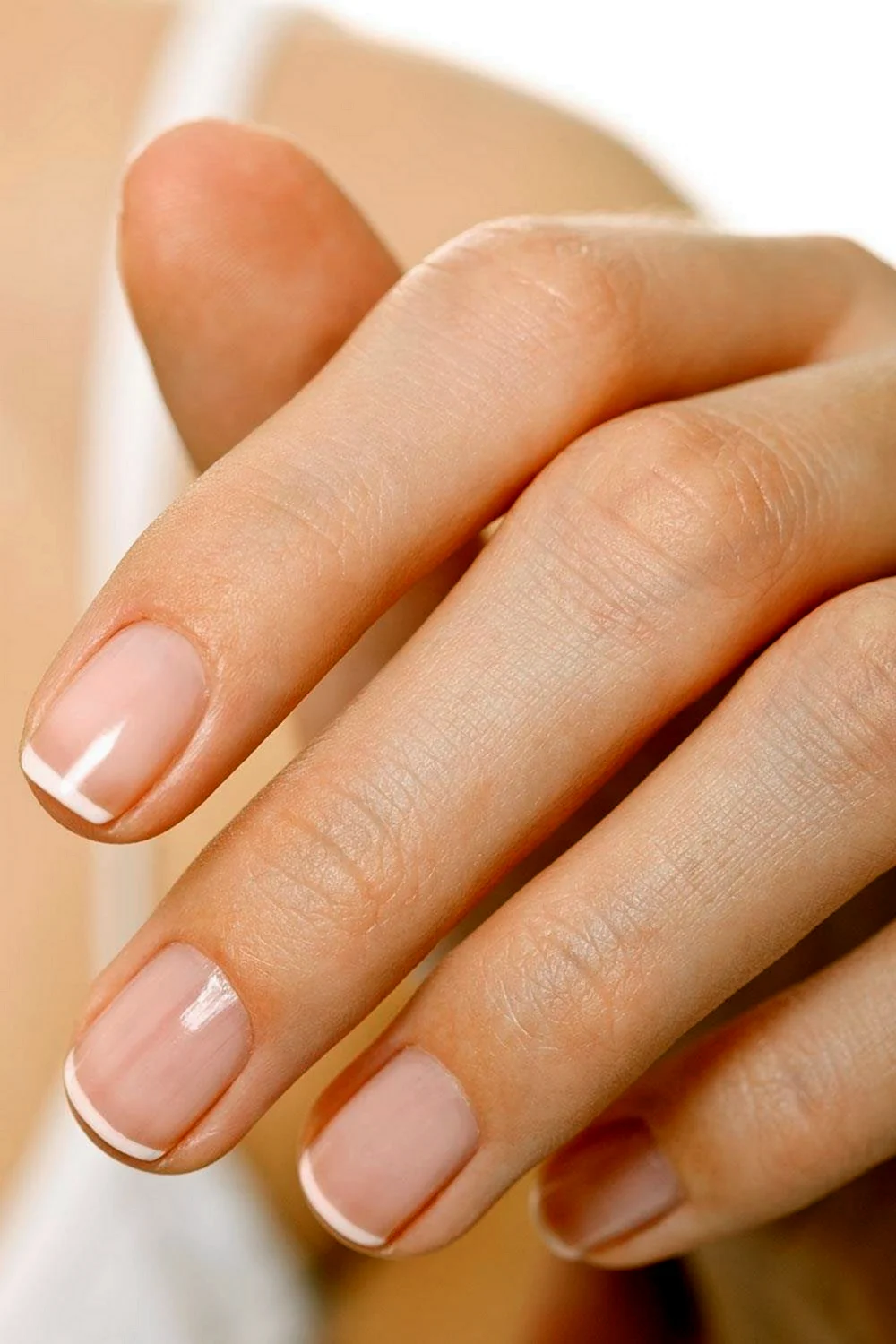 Натуральный маникюр