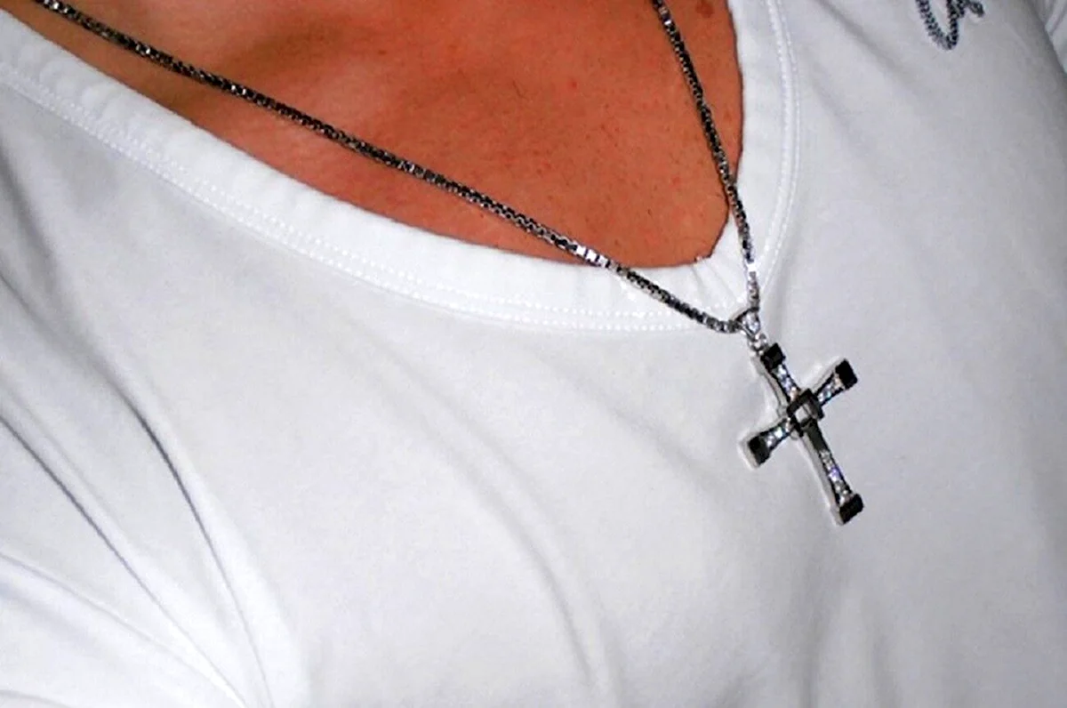 Доминик Торетто цепочка на шею