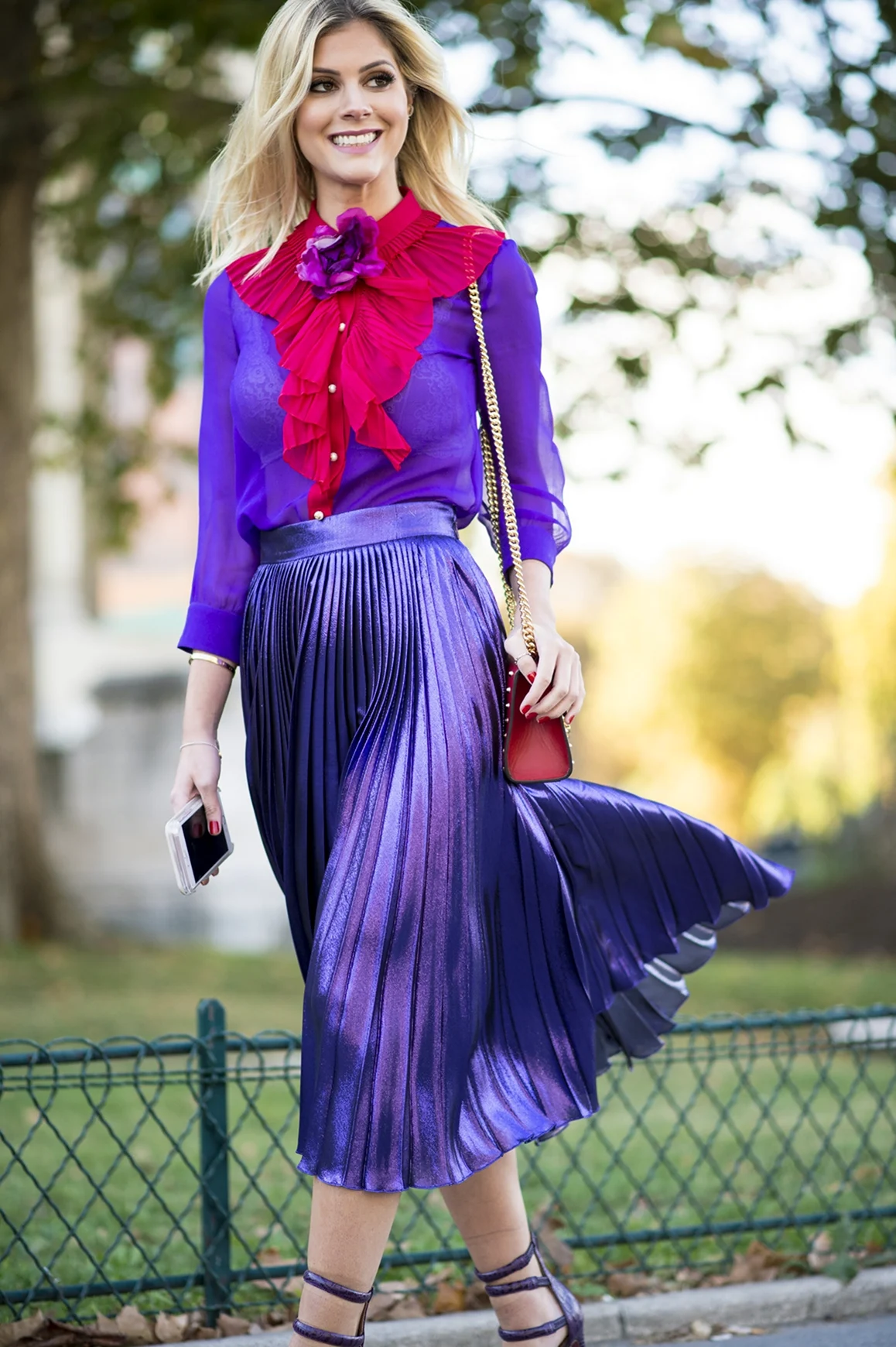 Сиреневая одежда