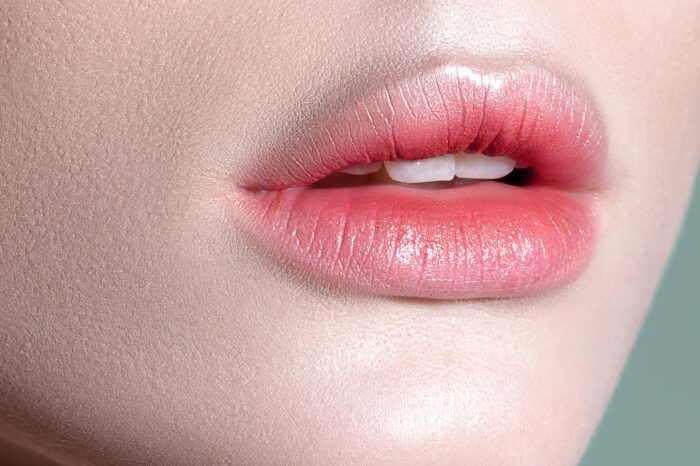 Тинт для губ или блеск