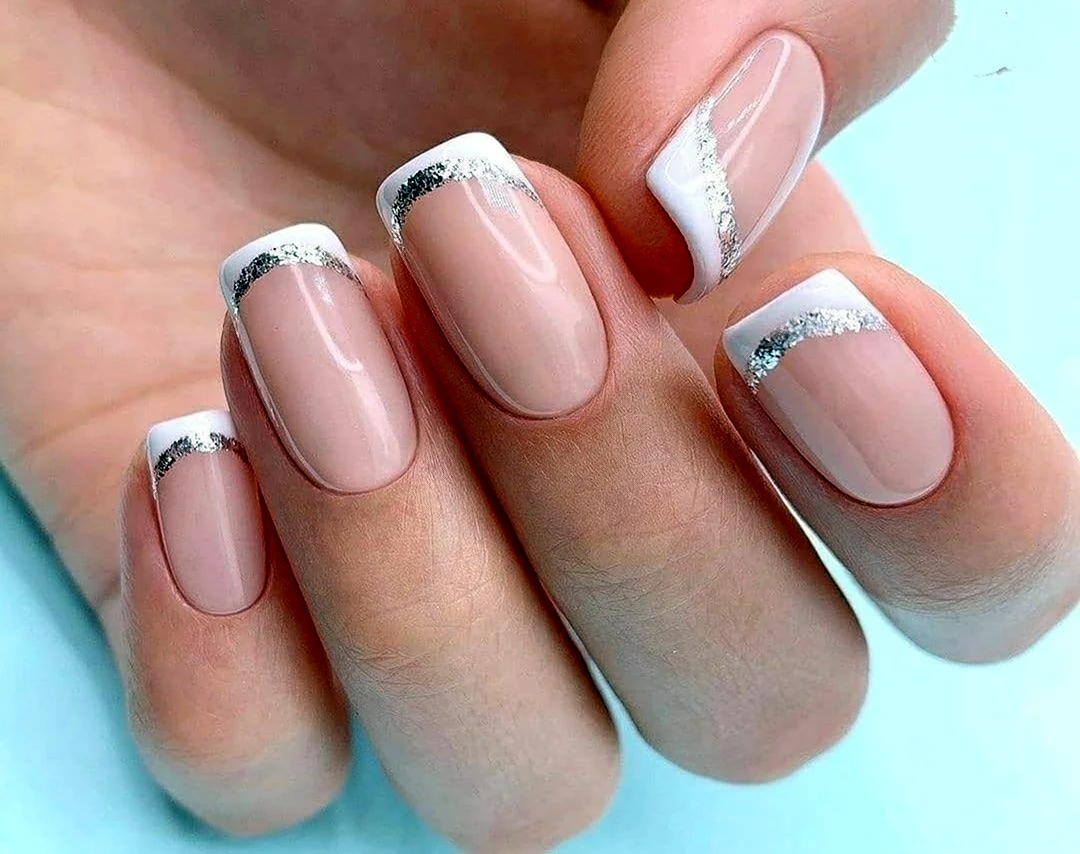 Белый френч