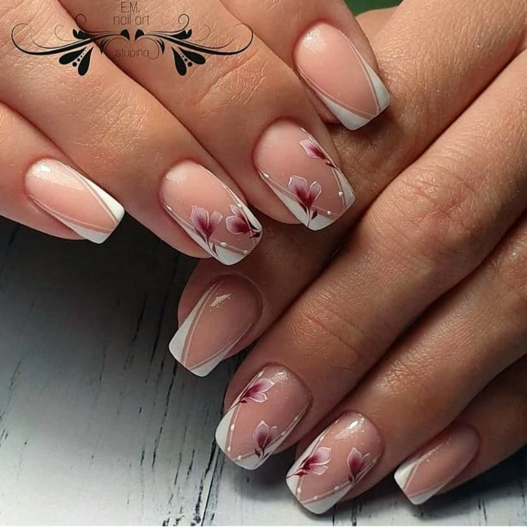 Френч маникюр