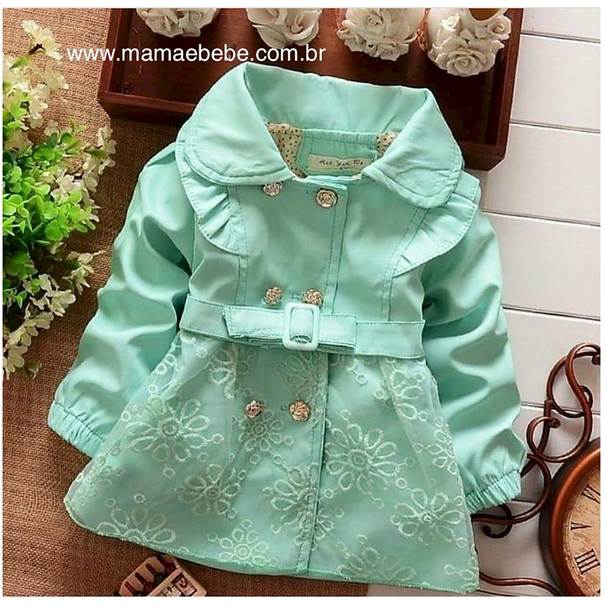 Стильное пальто для девочки