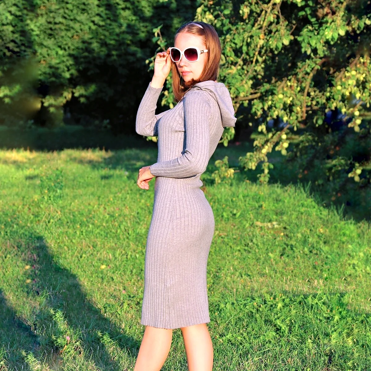 Вязаное платье миди