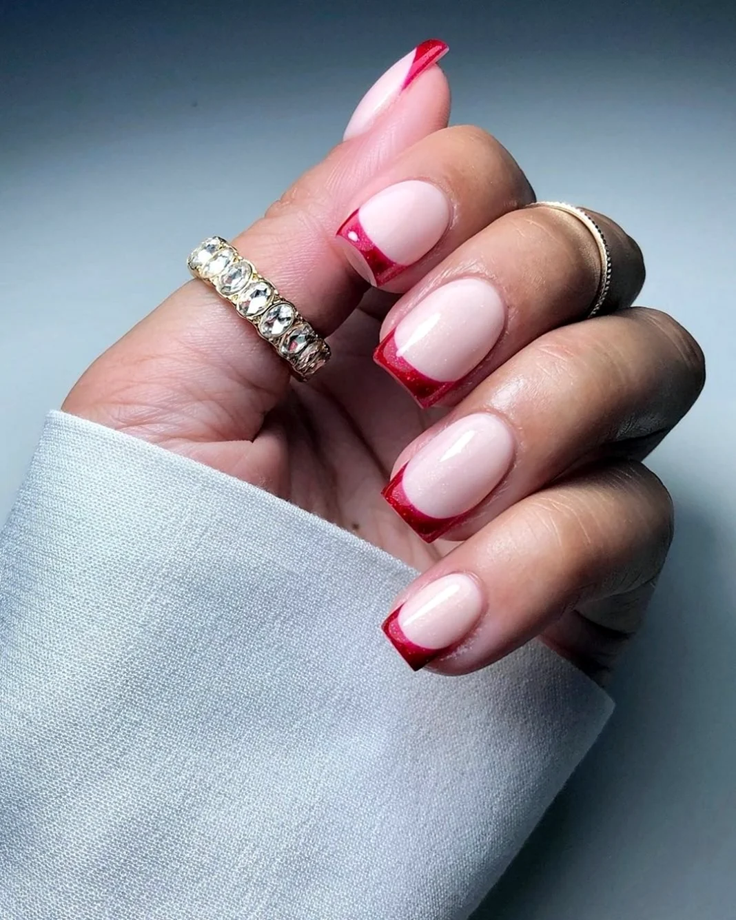 Френч Нэилс