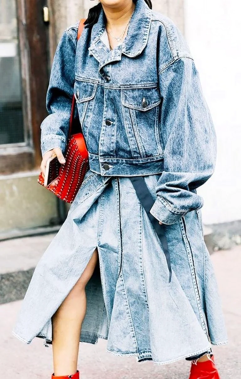 Джинсовой-уличный стиль