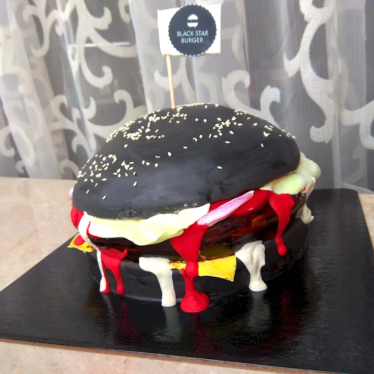 Торт «бургер»