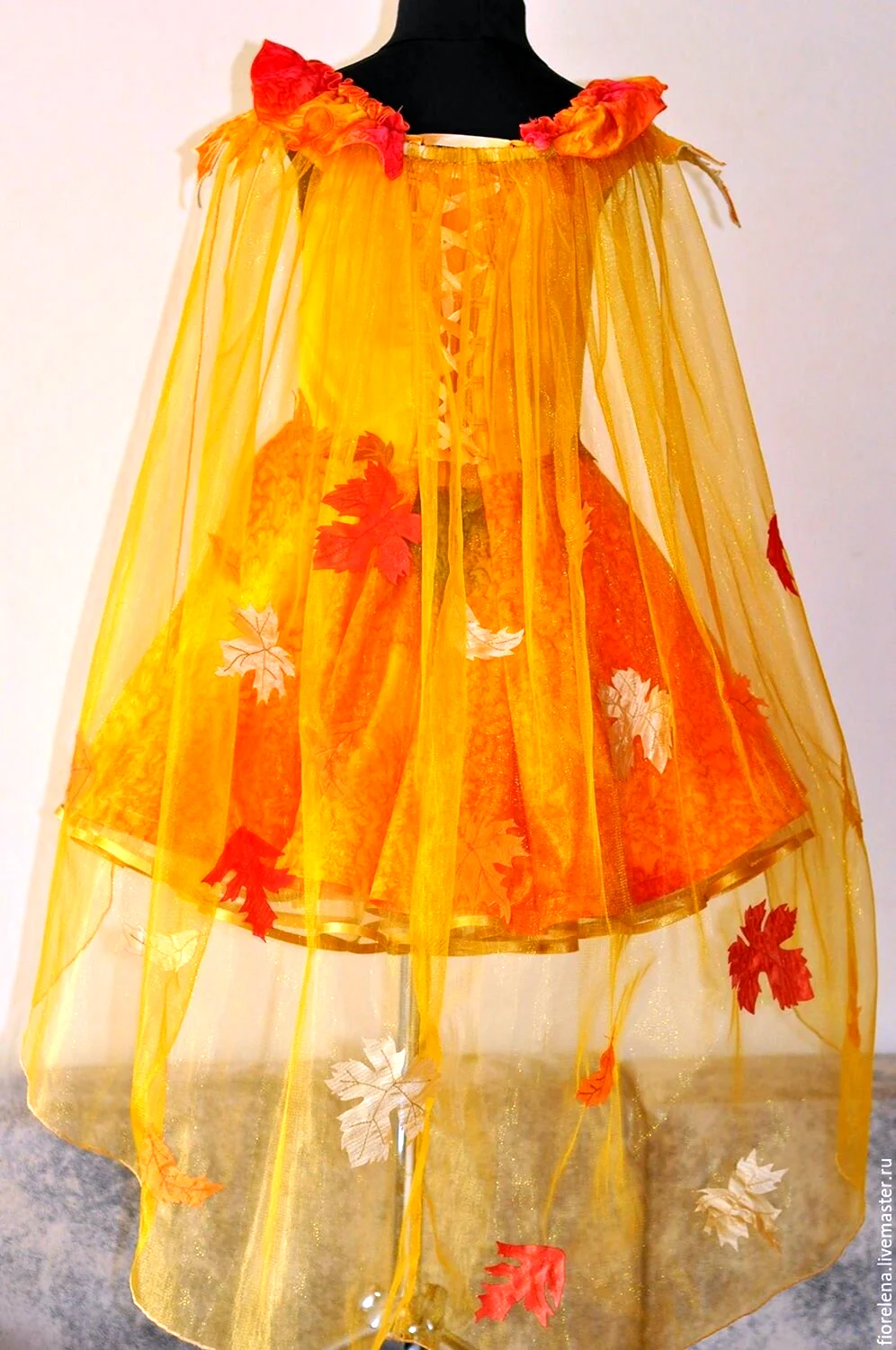 Костюм для девочки осень