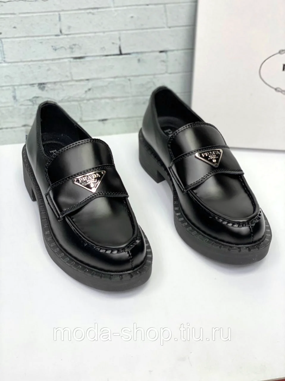 Лоферы Прада 2021