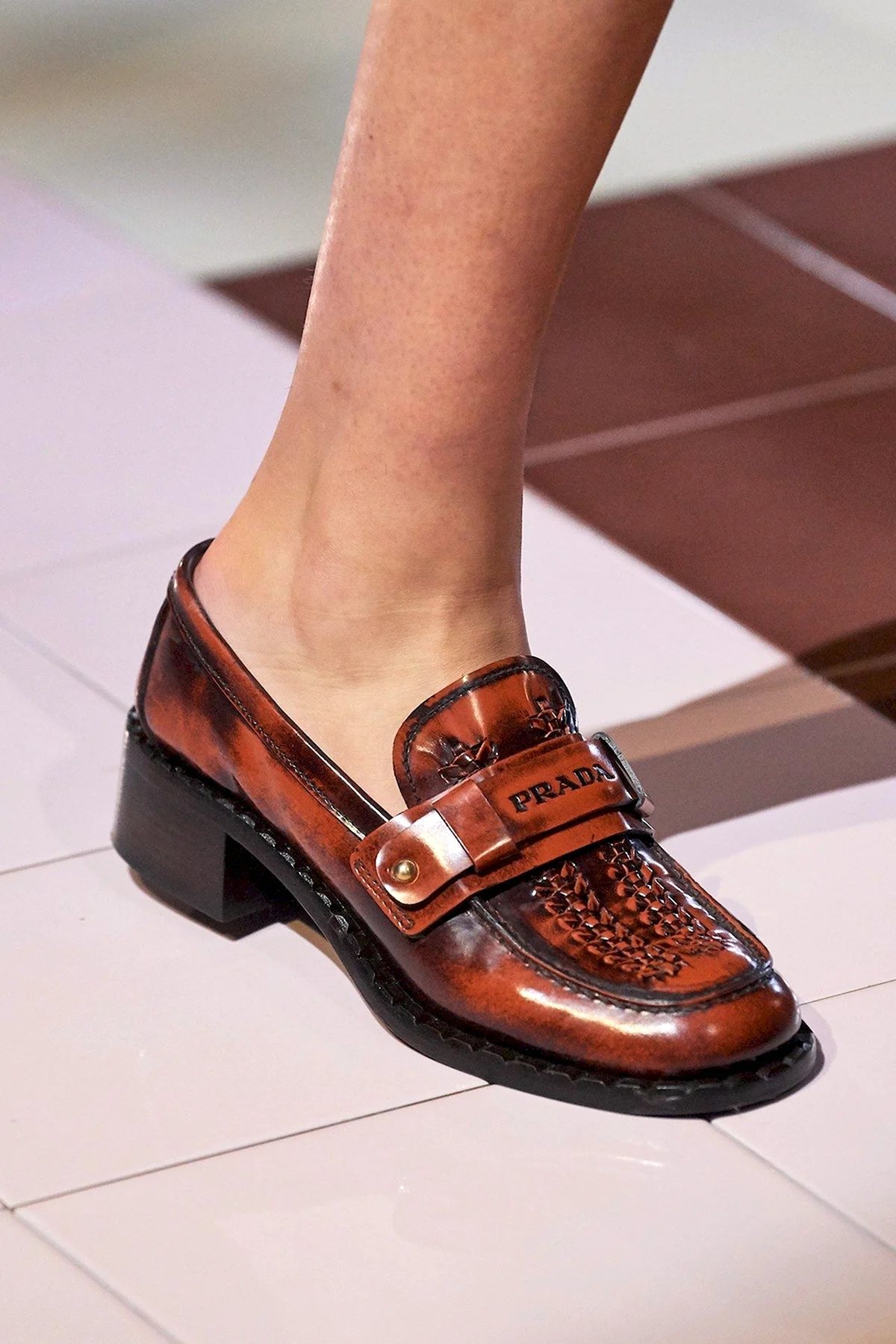Лоферы Prada 2020