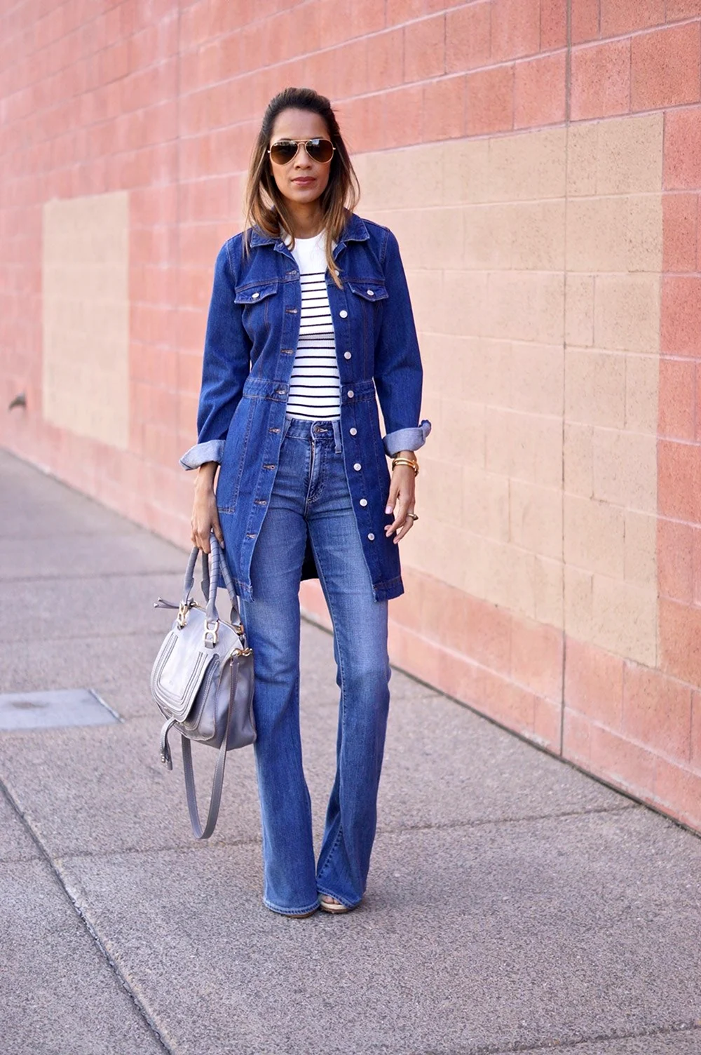 Джинсы и джинсовый плащ