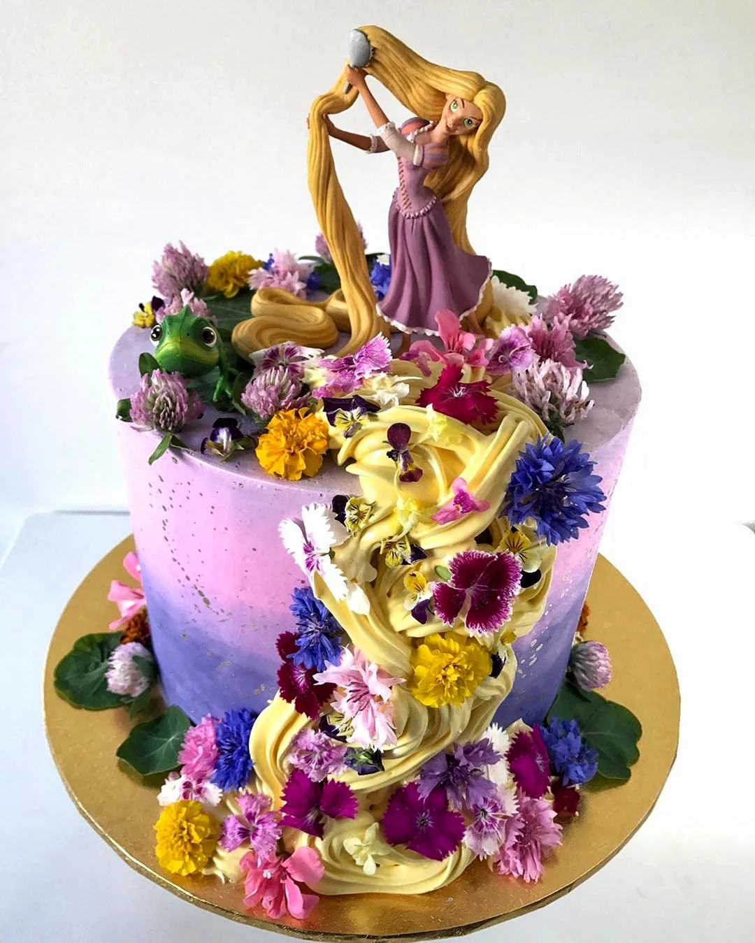 Эксклюзивные торты с Рапунцель