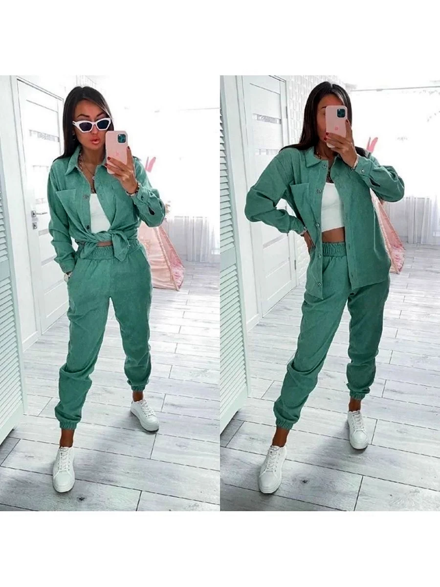 Костюм вельвет зеленый