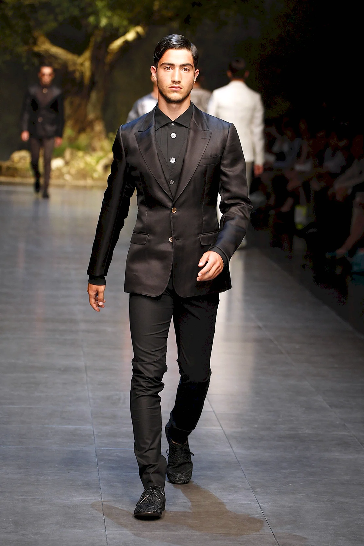 Кожаный пиджак и брюки мужской