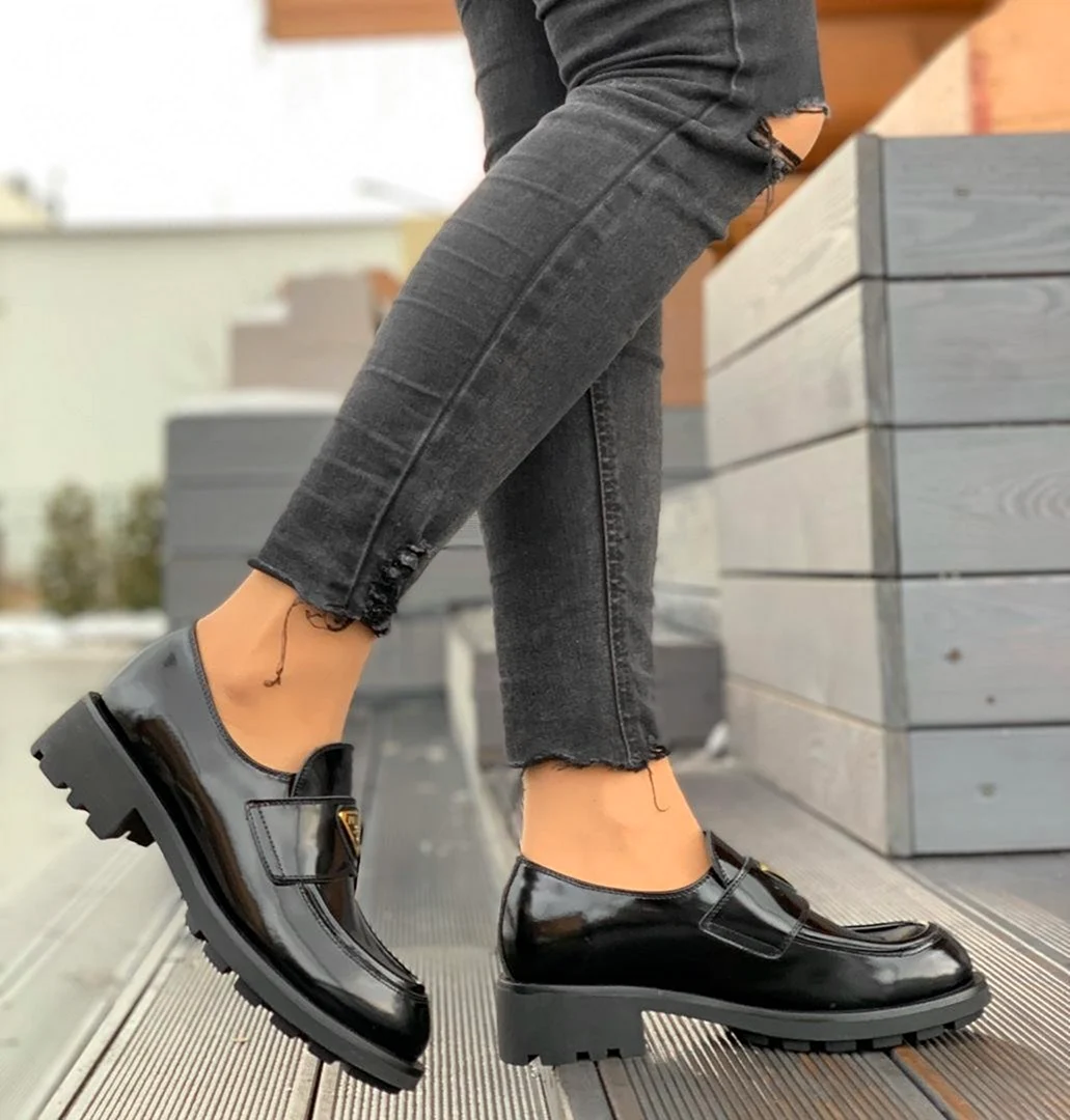 Лоферы Прада женские 2020