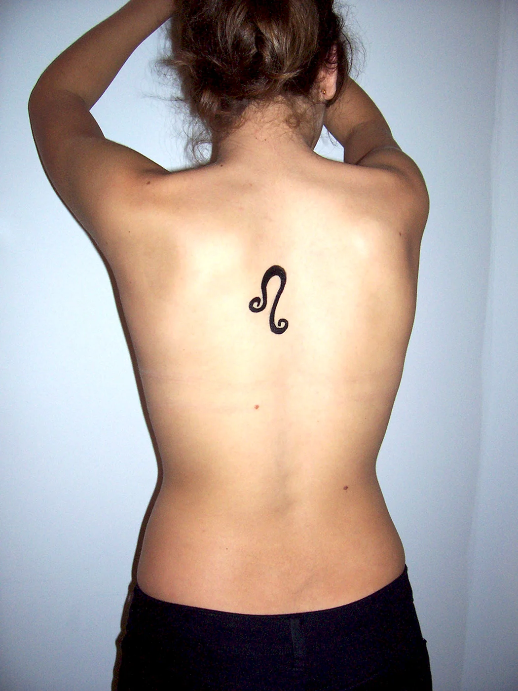 Тату знаки для девушек