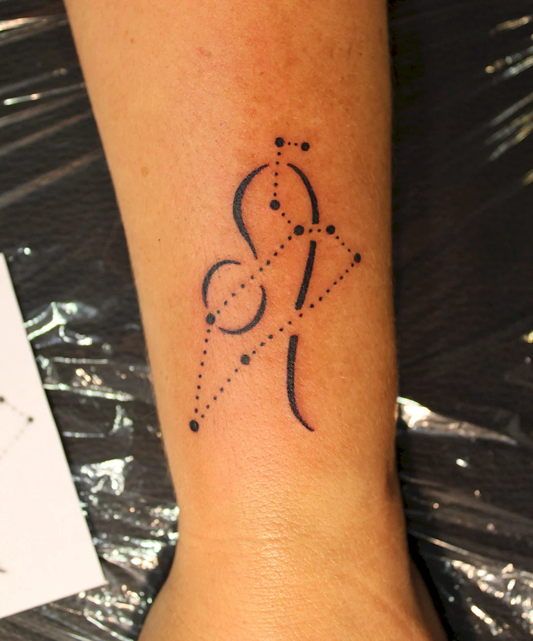 Созвездие Льва тату